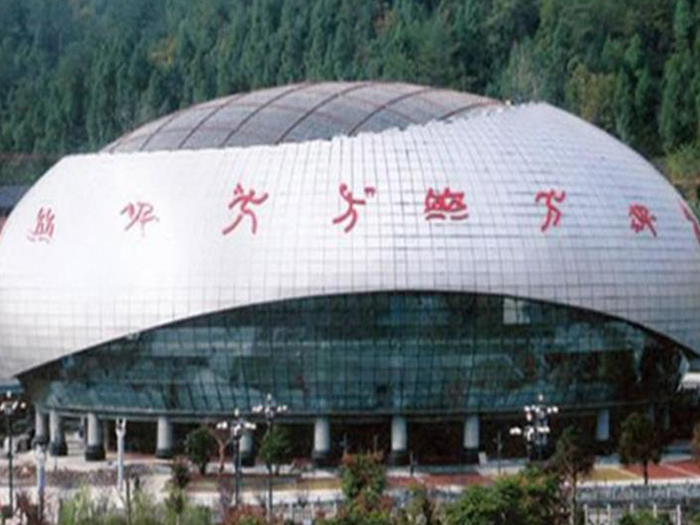 五常体育中心球形网架加工安装